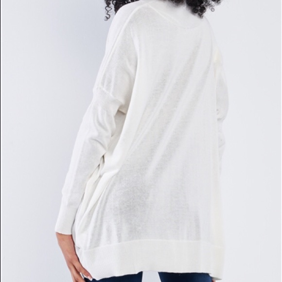 Asymmetrical Knit Over sized Turtleneck Sweater - Picture 3 of 4